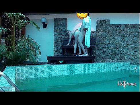 ❤️ Pomo kutsuu piian uima-altaalle, mutta ei voinut vastustaa kuumaa Vittu video at fi.passiveincome1.ru